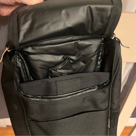 Travelon insulated wine bottle carrier - Picture 7 of 7